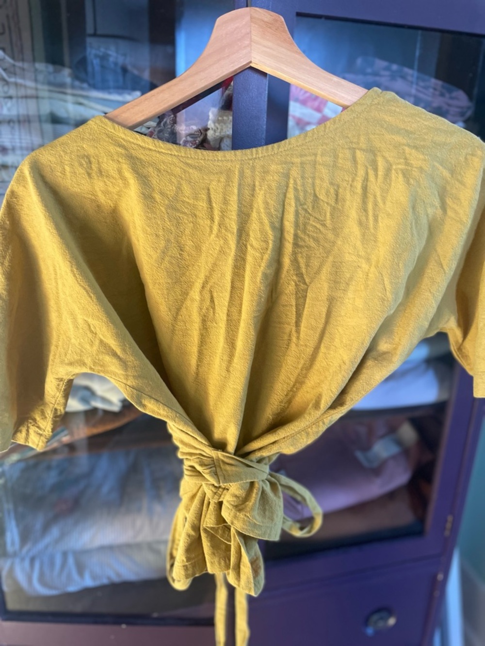 Korinne Vader Wrap top - Picture 2 of 4